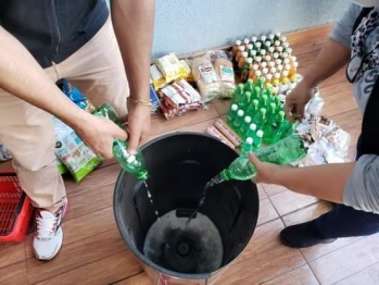 foto de Após denúncia, Mercado é autuado em razão da venda de produtos impróprios para o consumo em Sarandi 