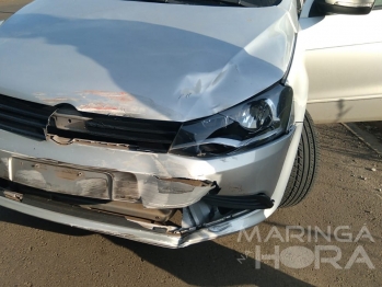 foto de Colisão entre carro e motocicleta deixa uma mulher gravemente ferida, em Maringá 