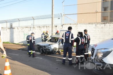 foto de Acidente grave na Avenida Horácio Raccanello Filho deixa duas pessoas feridas em Maringá