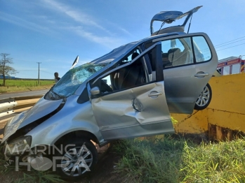 foto de Colisão traseira entre carro e caminhão deixa mulher ferida na BR-376