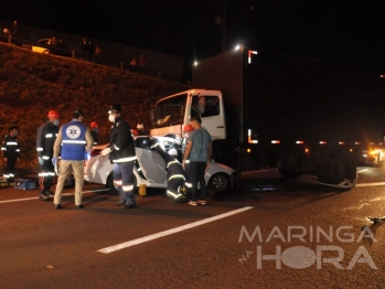 foto de Motorista fica em estado grave após bater de frente com caminhão na PR-317