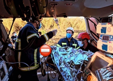 foto de Caminhoneiro sofre grave acidente e fica preso às ferragens na BR-376