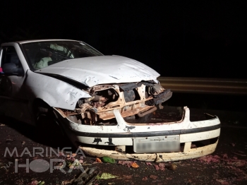 foto de Carro invade contramão, bate de frente em outro veículo na BR-376