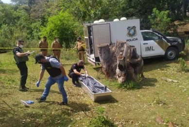 foto de Homem morre engasgado com maçã enquanto se exercitava 