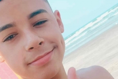 foto de Adolescente de 16 anos morre após bater caminhonete em árvore no Norte do Paraná