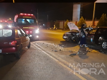 foto de Colisão envolvendo três veículos deixa uma pessoa inconsciente em Maringá