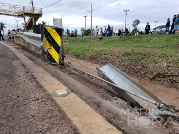 foto de Acidente gravíssimo envolvendo moto de alta cilindrada na rodovia BR-376