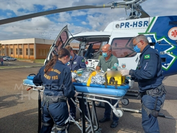 foto de Criança é trazida de helicóptero para Maringá após ser atropelada por ônibus