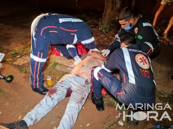 foto de Homem é socorrido pelo SAMU após levar facadas em Paiçandu