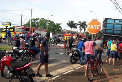 foto de Tragédia - Dois jovens morrem em trágico acidente na região