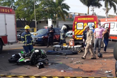 foto de Tragédia - Dois jovens morrem em trágico acidente na região