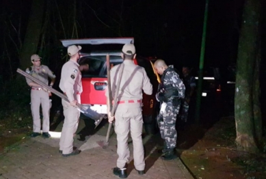 foto de Jovem é sequestrado, e polícia encontra corpo enterrado em parque no Paraná