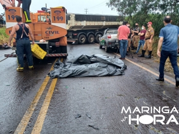 foto de Identificação; quatro pessoas morrem em colisão frontal entre carro e carreta na região