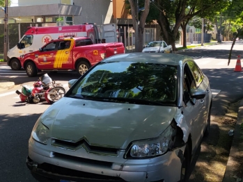 foto de Duas pessoas são socorridos depois de sofrerem acidente violento em Maringá