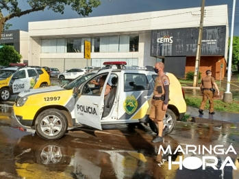 foto de Vídeo mostra momento exato em que motociclista morre ao se envolver em acidente com caminhonete em Maringá