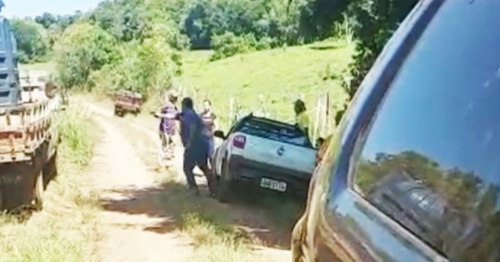 Vídeo chocante mostra tiroteio durante briga por terras que terminou em 4 mortes no Paraná