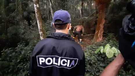 foto de Acusado diz a polícia que jovens negaram a fazer sexo com homem e por esse motivo foram estupradas, mortas e decapitadas