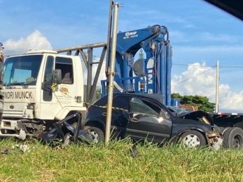 foto de Após sofrer gravíssimo acidente na PR-444 técnica de enfermagem morre