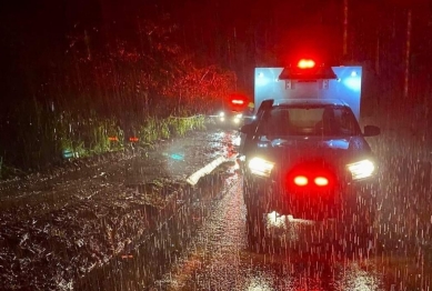 foto de Motorista capota carro e morre na PR-082