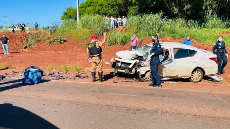 foto de Colisão envolvendo dois veículos termina em uma morte na PR-317