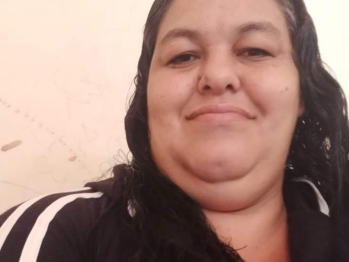 foto de Mulher é executada a tiros, sentada na cadeira de casa em Mandaguaçu