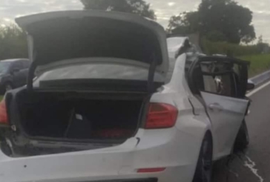 foto de Influencer digital acaba ficando ferido ao bater carro na traseira de caminhão na BR-376