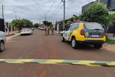 foto de Câmera flagra momento exato em que rapaz é morto a tiros em Maringá