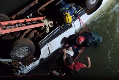 foto de Rapaz que seria natural de Maringá morre após cair com caminhonete dentro de rio