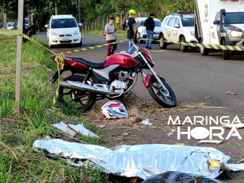 foto de Motociclista bate em poste e morre em Maringá