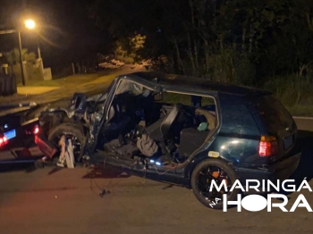 foto de Duas pessoas morrem e quatro ficam feridas após veículos baterem de frente em rodovia