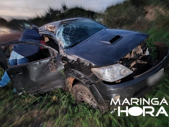 foto de Após colisão violenta caminhonete capota na PR-317 em Maringá