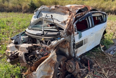 foto de Jovem morre após carro capotar em rodovia no norte do Paraná 