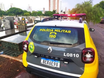 foto de Cemitério de Maringá está sendo alvo de ladrões e familiares dos falecidos estão revoltados