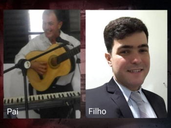 foto de Pai mata filho que tinha acabado de chegar da igreja com muitas facadas