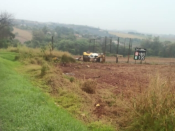 foto de Policial é socorrido após viatura capotar na BR-376