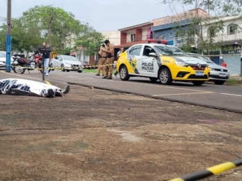 foto de Homem é morto com um único golpe de faca certeiro no peito em Maringá e autor acaba preso pela PM