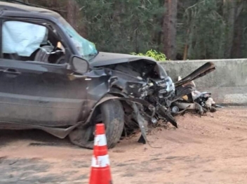 foto de Gravíssimo acidente em rodovia deixa várias pessoas feridas entre elas quatro policiais militares