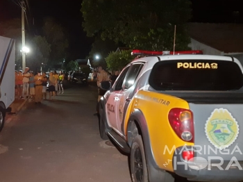 foto de Homem é cruelmente morto na frente de casa a facadas na região