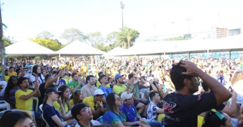 Arena Maringá Fest tem transmissão do jogo do Brasil, samba e área gastronômica nesta sexta-feira, 2