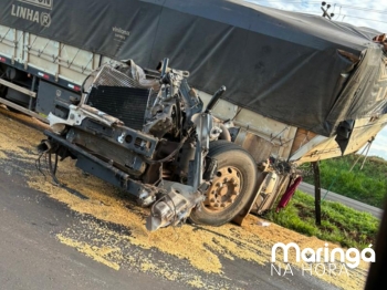 foto de Acidente envolvendo 3 carretas, deixa um ferido na BR-376 em Maringá