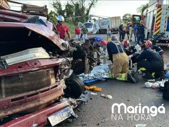 foto de Colisão frontal entre caminhoneta e carreta mata trabalhador na PR-323