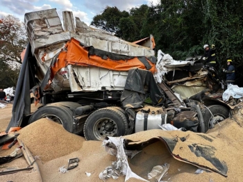 foto de Acidente durante a manhã na região deixa feridos e uma pessoa morta