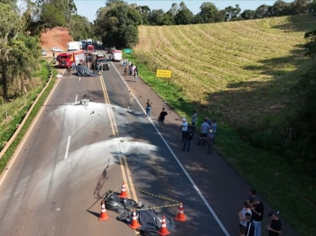 foto de Trágico: duas pessoas morrem após acidente em rodovia no Paraná