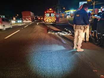 foto de Homem morre após ser atropelado na BR-376 