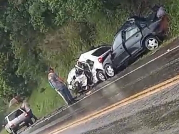 foto de Tragédia: quatro pessoas morrem entre elas uma criança em acidente no Vale do Ivaí