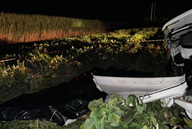 foto de Tragédia: Pelo menos três pessoas morreram em acidente na região durante a noite - diz bombeiros 