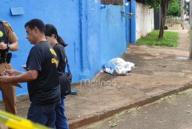 foto de Rapaz é brutalmente assassinado com facadas no pescoço em Sarandi