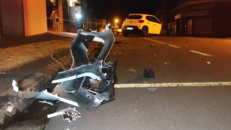 foto de Pessoa fica ferida em acidente envolvendo dois carros em Maringá