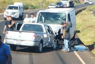 foto de Tragédia: três pessoas morrem em acidente na PR-317