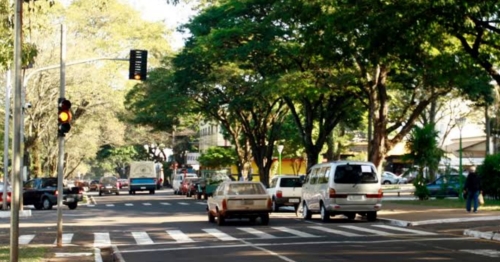 Pagamento de licenciamento de veículos com placas finais 3, 4 e 5 começa em setembro